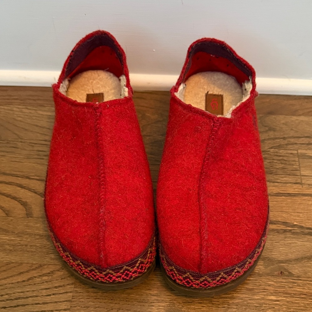 UGG Red Women's Shoes